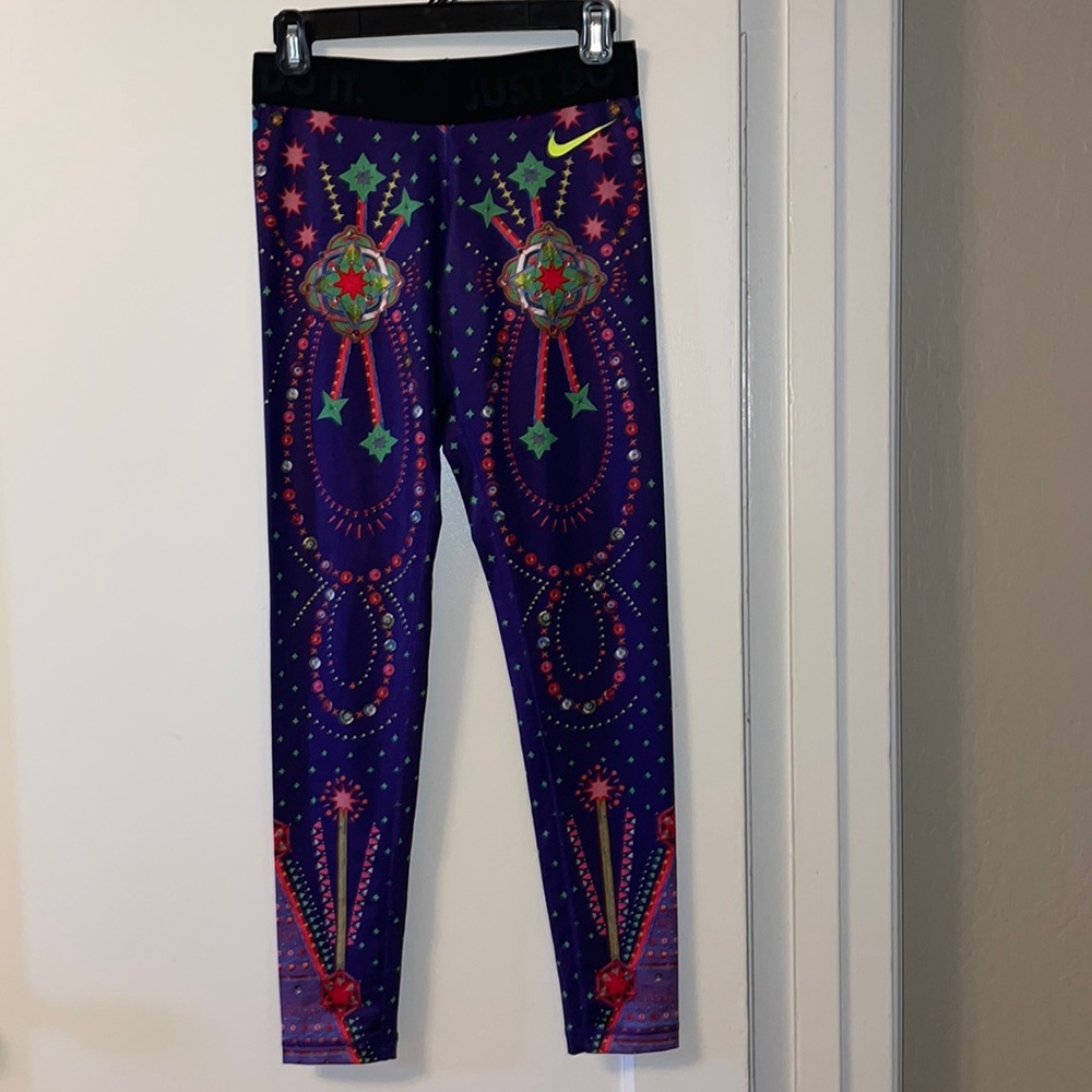 Nike Work out tights Dry-Fit size SMALL (worn once) Burning Man Vibes - Picture 5 of 16